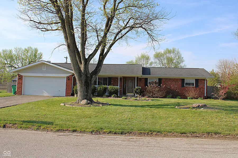 5565 Hammon Drive, Brownsburg, IN 46112 - #2