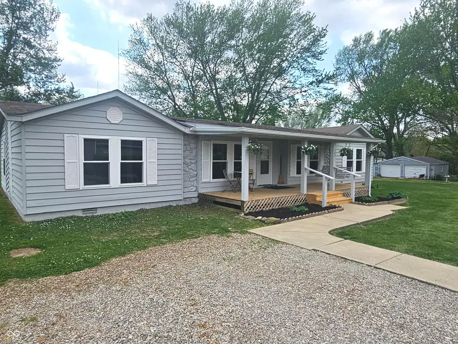503 E Park Street, Trafalgar, IN 46181 - #2
