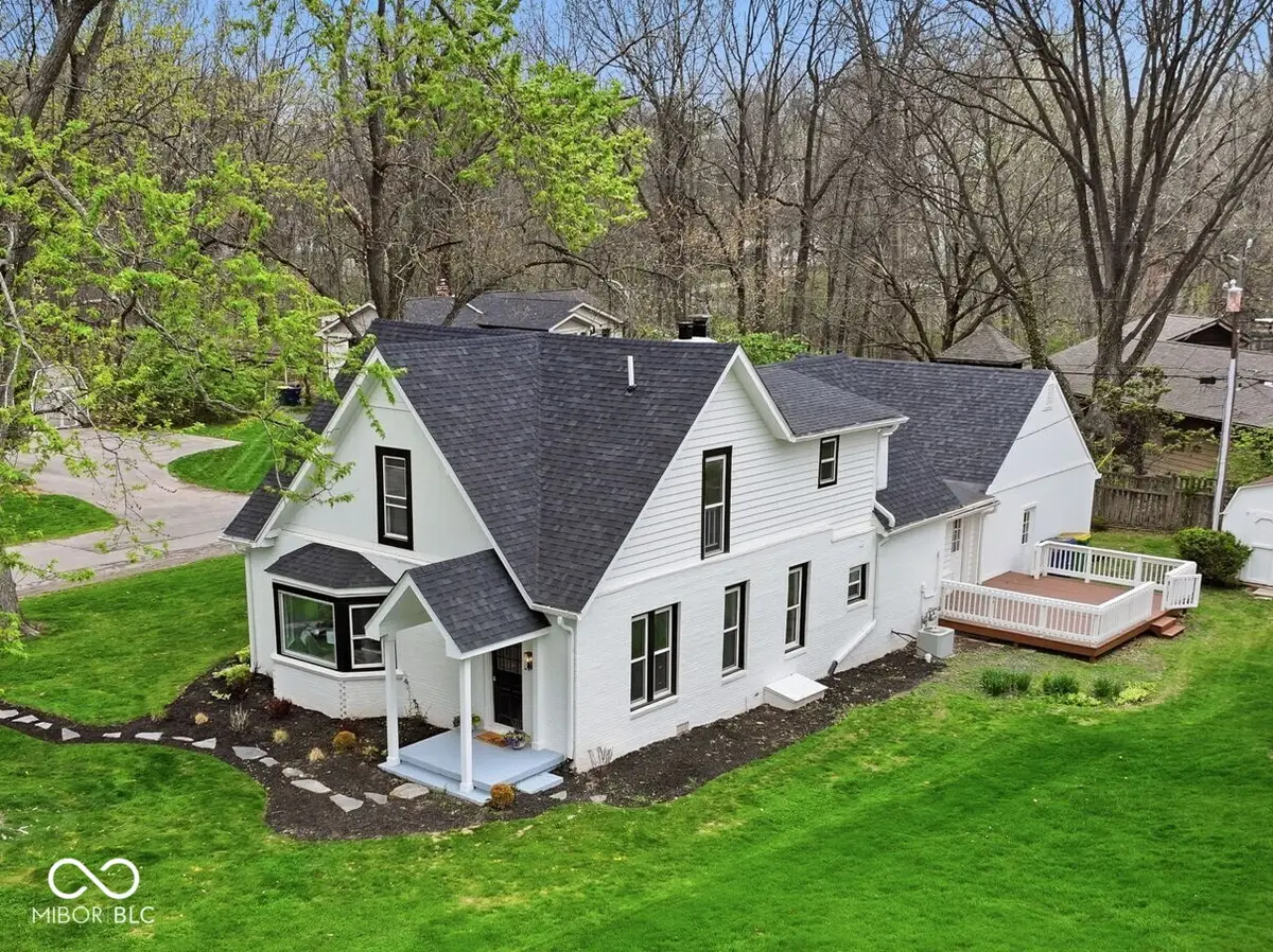 980 W Poplar Street, Zionsville, IN 46077 - #1