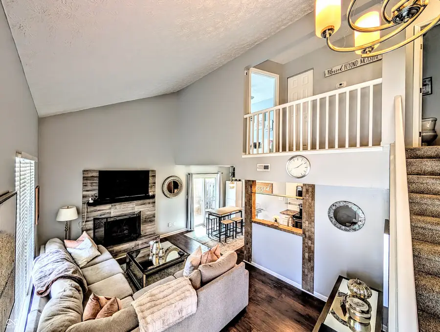 2526 E Chaseway Court, Indianapolis, IN 46268 - #3
