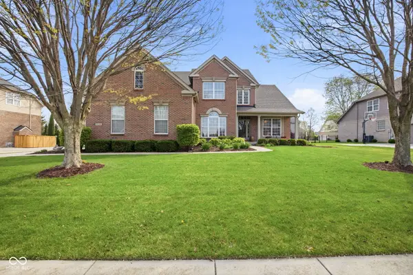 10514 Stonegate Drive, Fishers, IN 46040