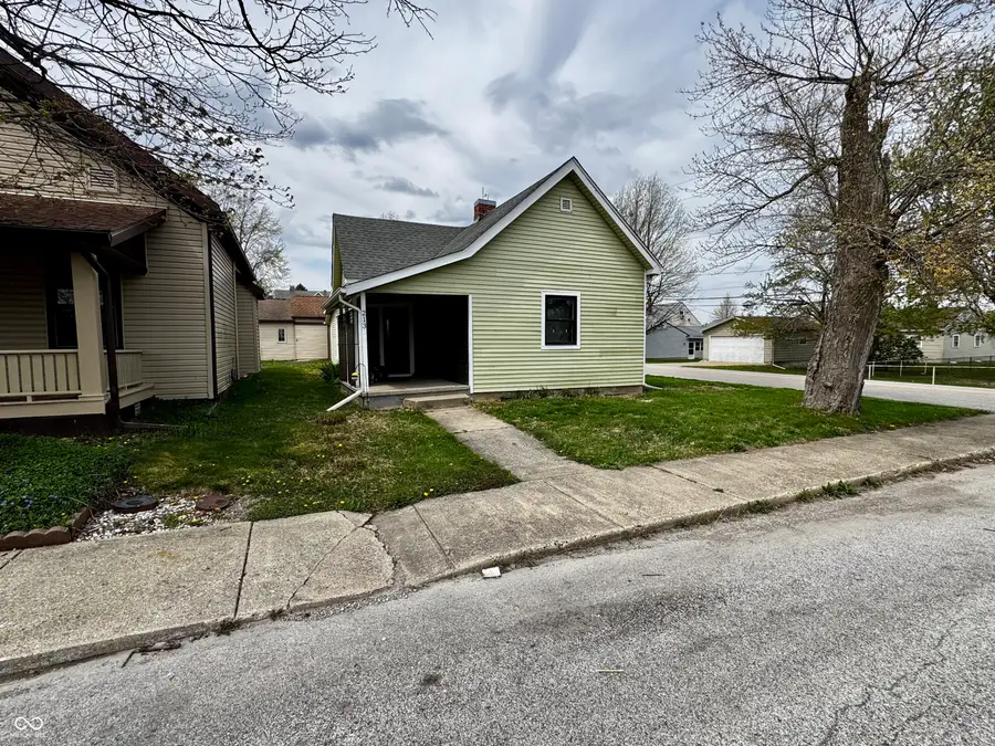 213 Maple Street, Crawfordsville, IN 47933 - #2