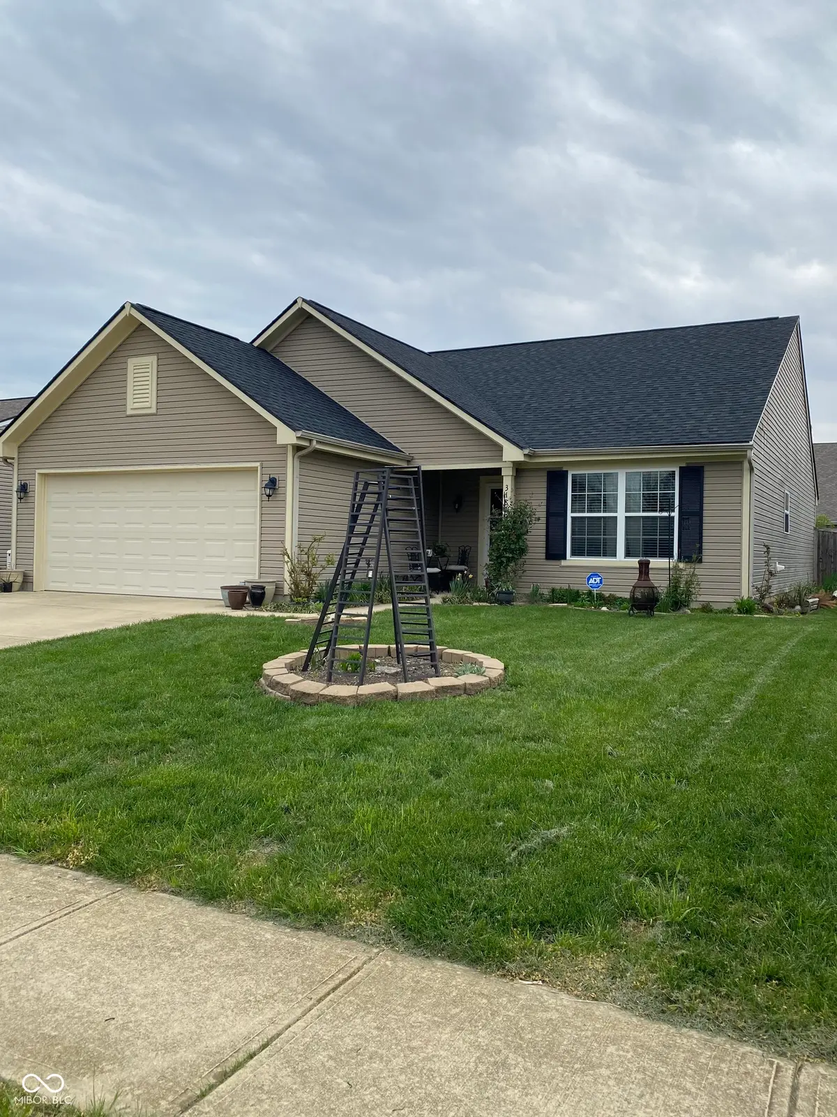 3187 Limber Pine Drive, Whiteland, IN 46184 - #1