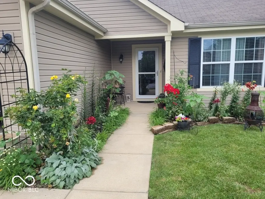 3187 Limber Pine Drive, Whiteland, IN 46184 - #2