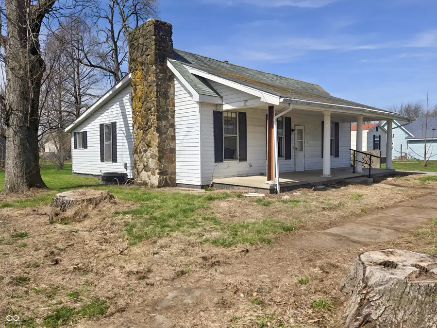 210 N Lessie Street, Worthington, IN 47471 - #2