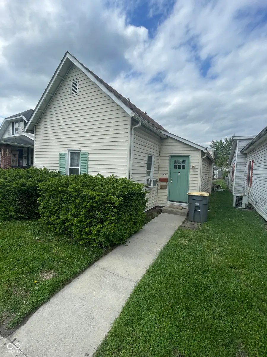 215 E Laurel Street, Seymour, IN 47274 - #3