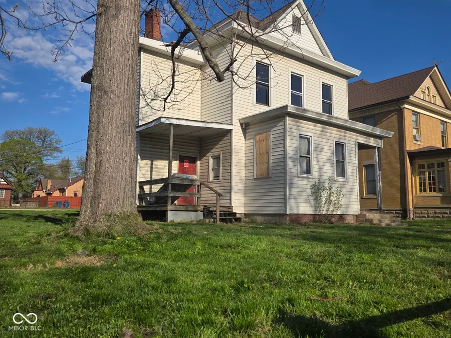 1017 S 7th Street, Terre Haute, IN 47807 - #2