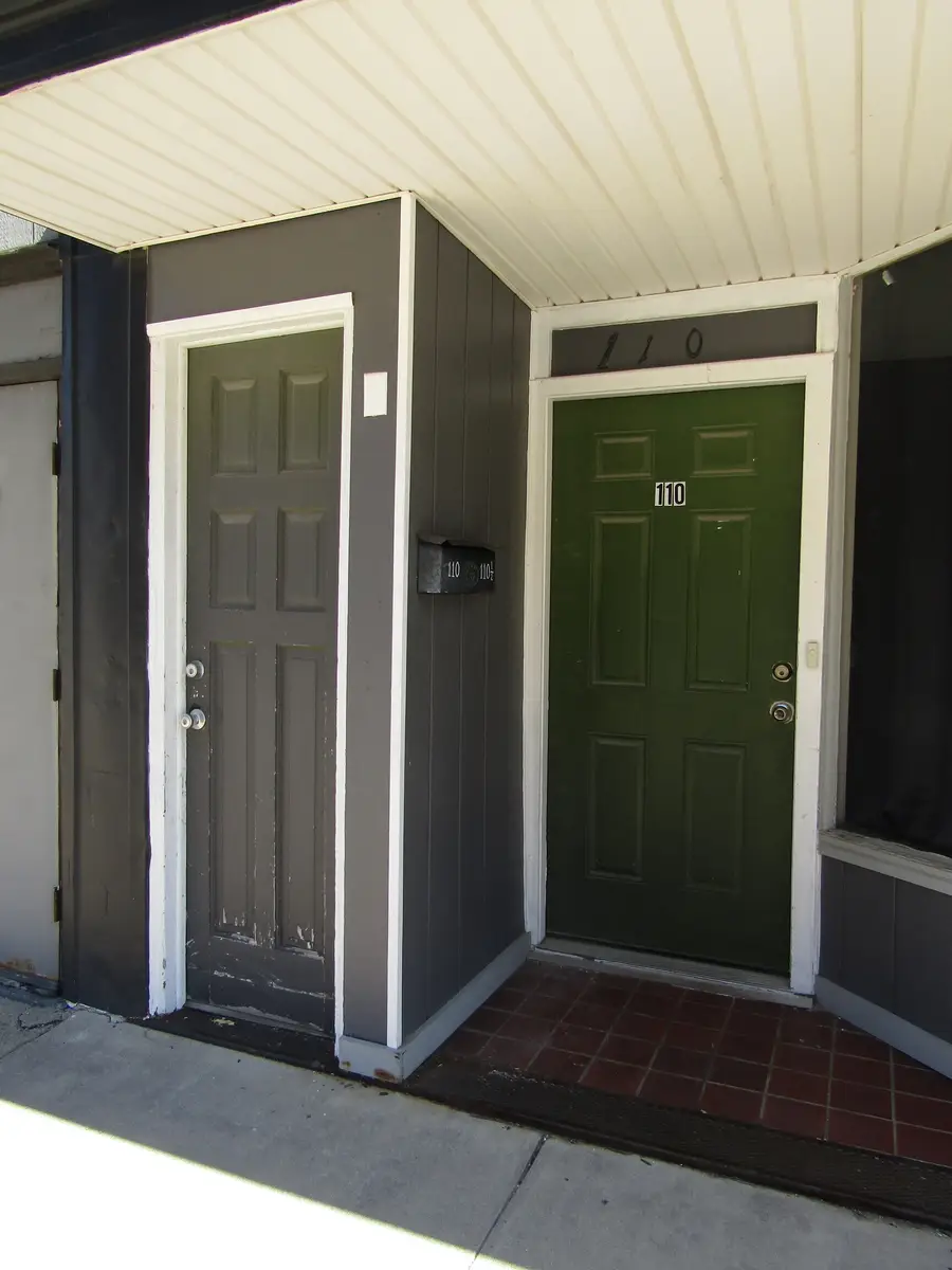 110 S Green Street, Crawfordsville, IN 47933 - #3