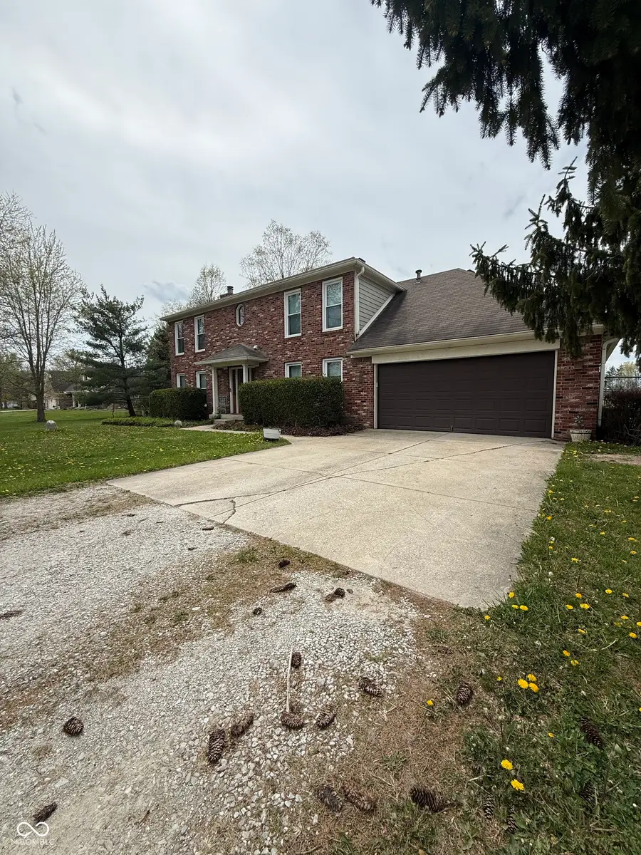 668 N 300 W, Greenfield, IN 46140 - #3