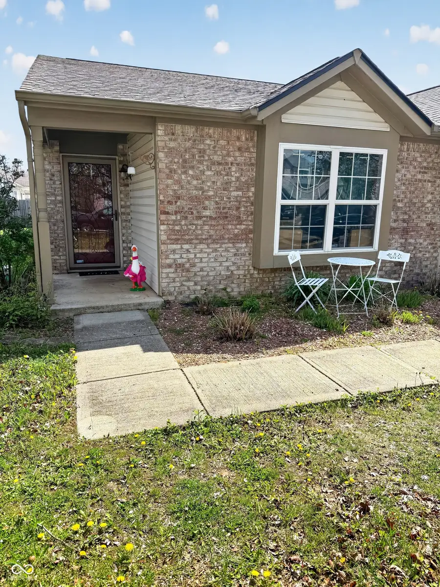 1869 Kingen Drive, Greenfield, IN 46140 - #2