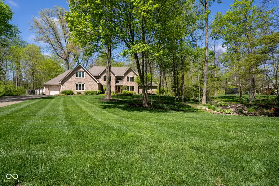 1112 N Dogwood Way, Greenfield, IN 46140 - #2
