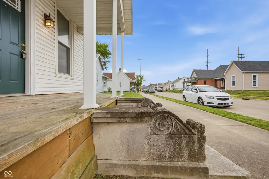 225 E Pennsylvania Street, Shelbyville, IN 46176 - #3