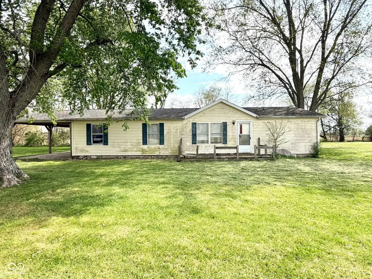 6886 S Mill Road, Spiceland, IN 47385 - #1