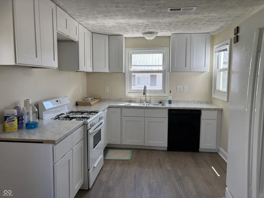 307 S California Street, North Salem, IN 46165 - #2