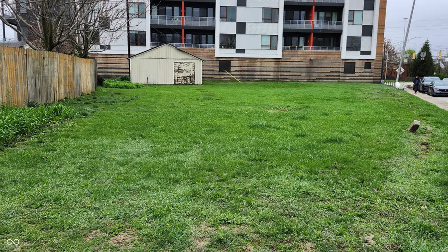 734 E Mccarty Street, Indianapolis, IN 46203 - #3