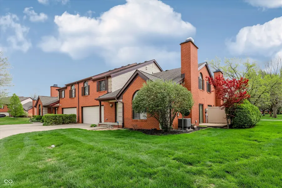 9303 Golden Oaks W, Indianapolis, IN 46260 - #2