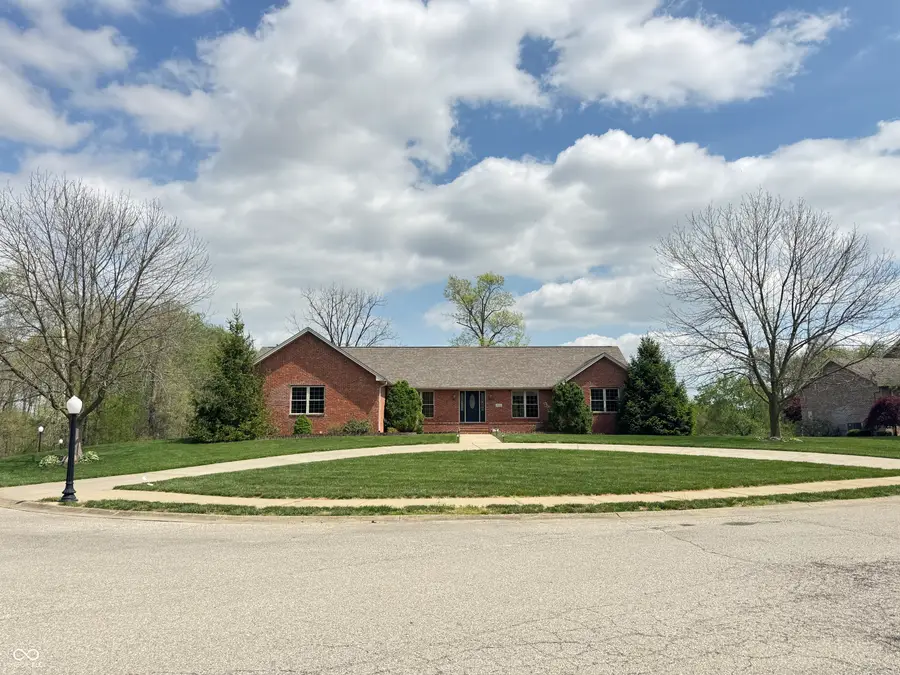 655 Whittier Drive, Seymour, IN 47274 - #2