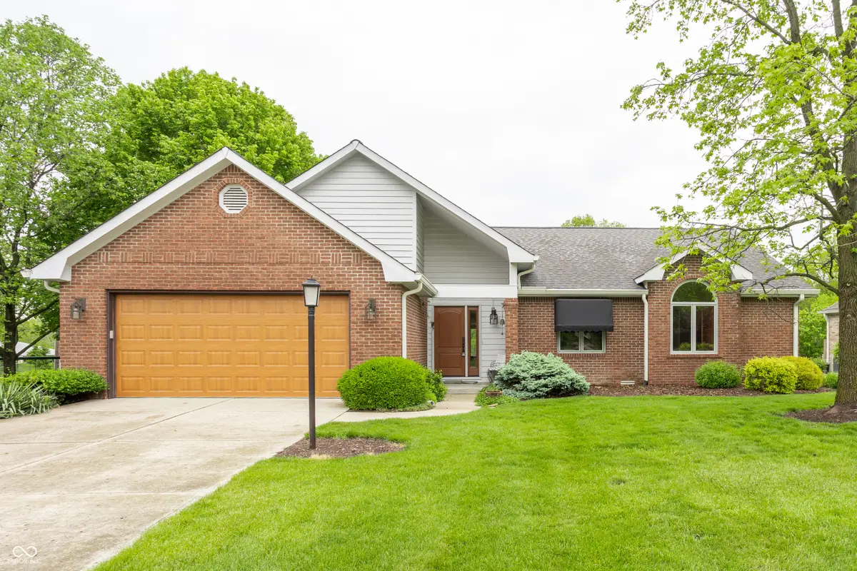 18 Ashbourne Drive, Noblesville, IN 46060 - #1