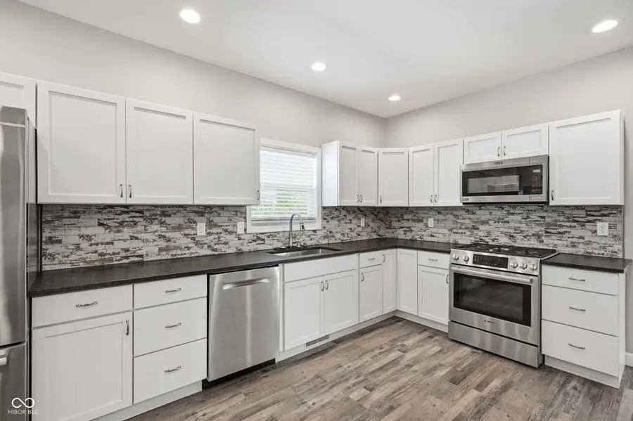 212 E Madison Avenue, Pendleton, IN 46064 - #3