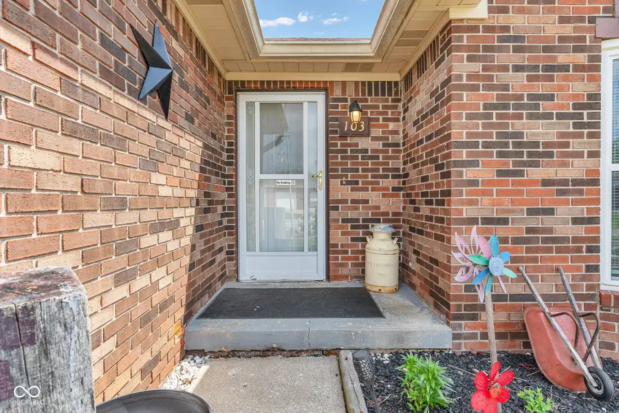 103 Weber Court, Franklin, IN 46131 - #3