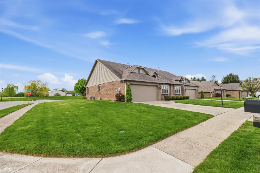 735 Cottage Lane, Greenwood, IN 46143 - #3