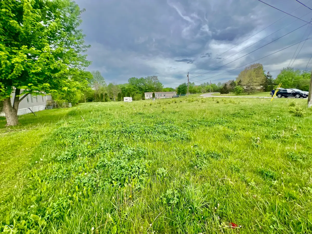 3955 Squire Lakes Drive, North Vernon, IN 47265 - #1