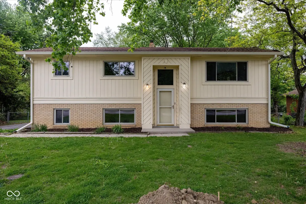 8203 Laura Lynne Lane, Indianapolis, IN 46217 - #1