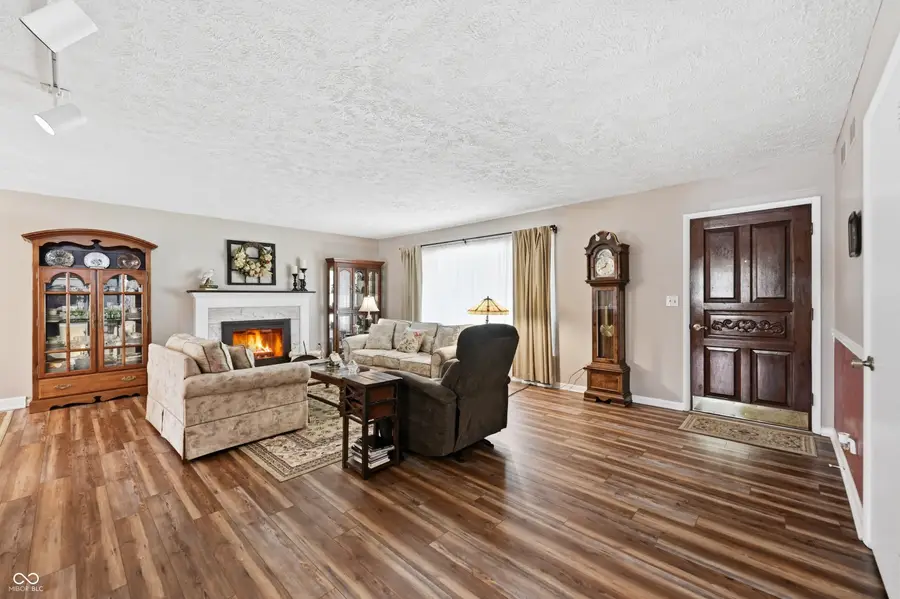 902 Old Orchard Road, Anderson, IN 46011 - #2