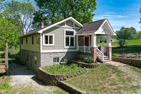 8465 Valley View Drive, Martinsville, IN 46151