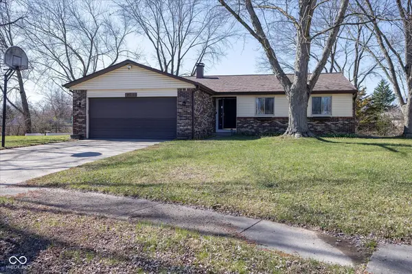 8214 Old Farm Road, Indianapolis, IN 46256