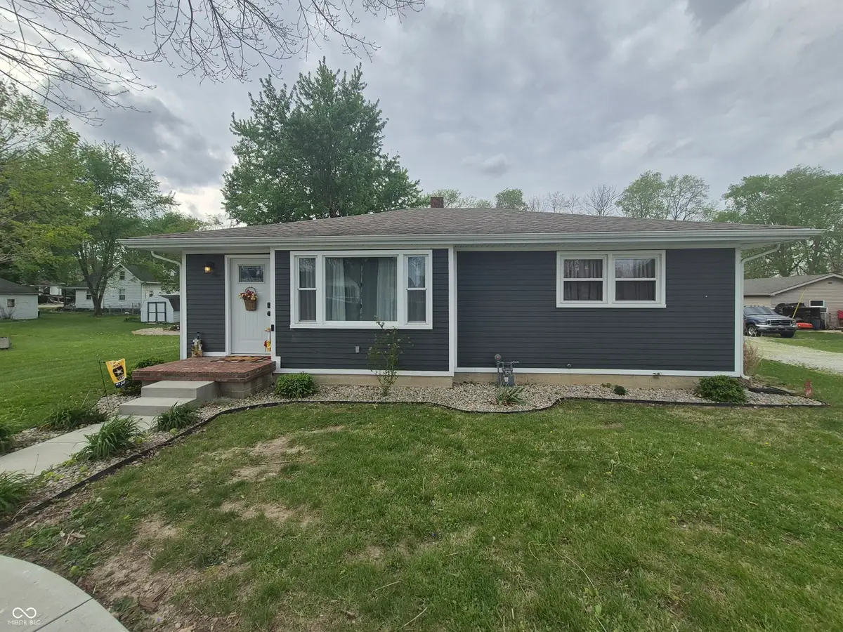 307 N Main Street, Saint Paul, IN 47272 - #1