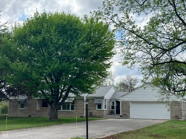 1440 Estates Drive, Greenwood, IN 46142