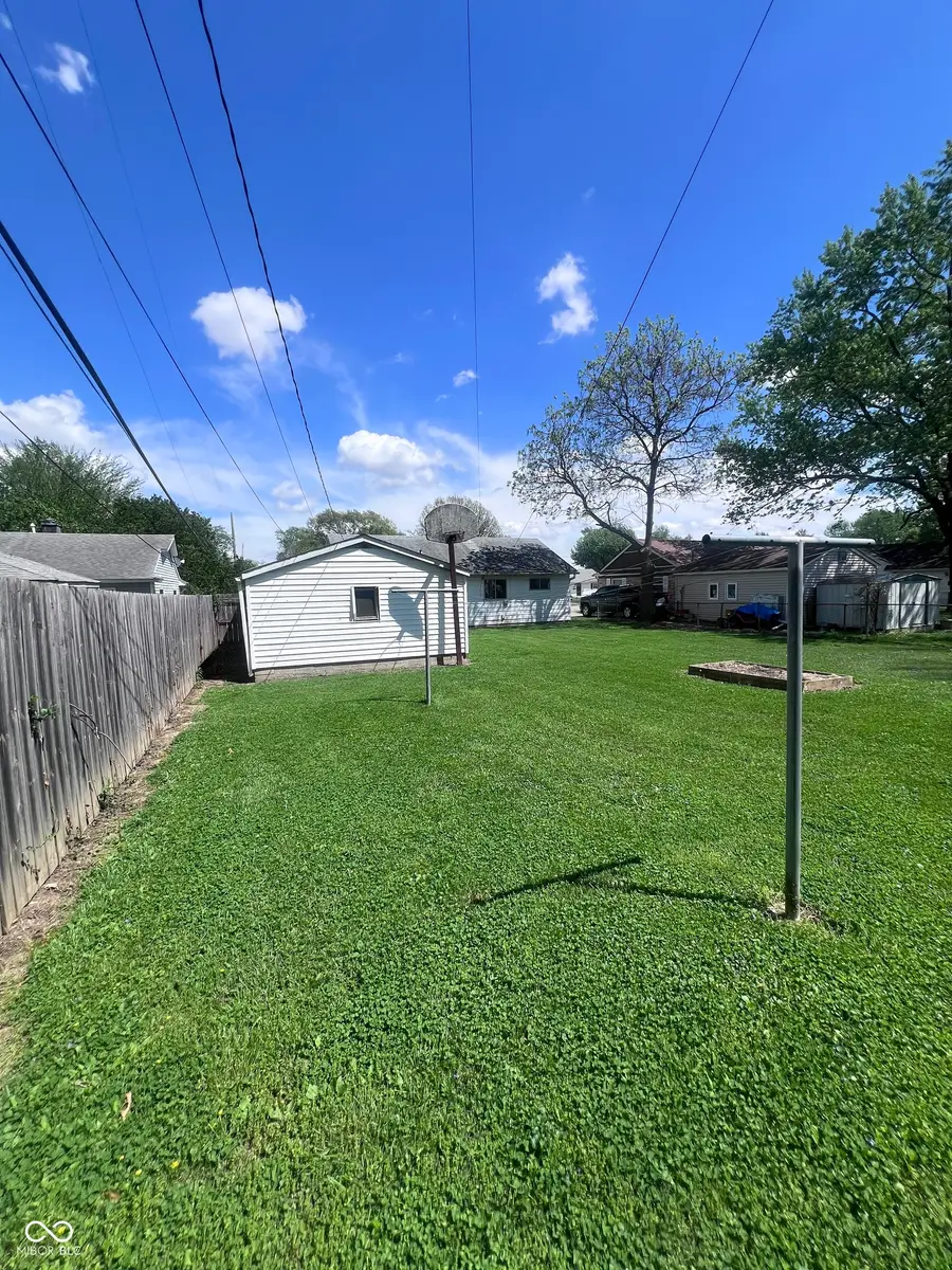 476 Carol Drive, Greenwood, IN 46143 - #2