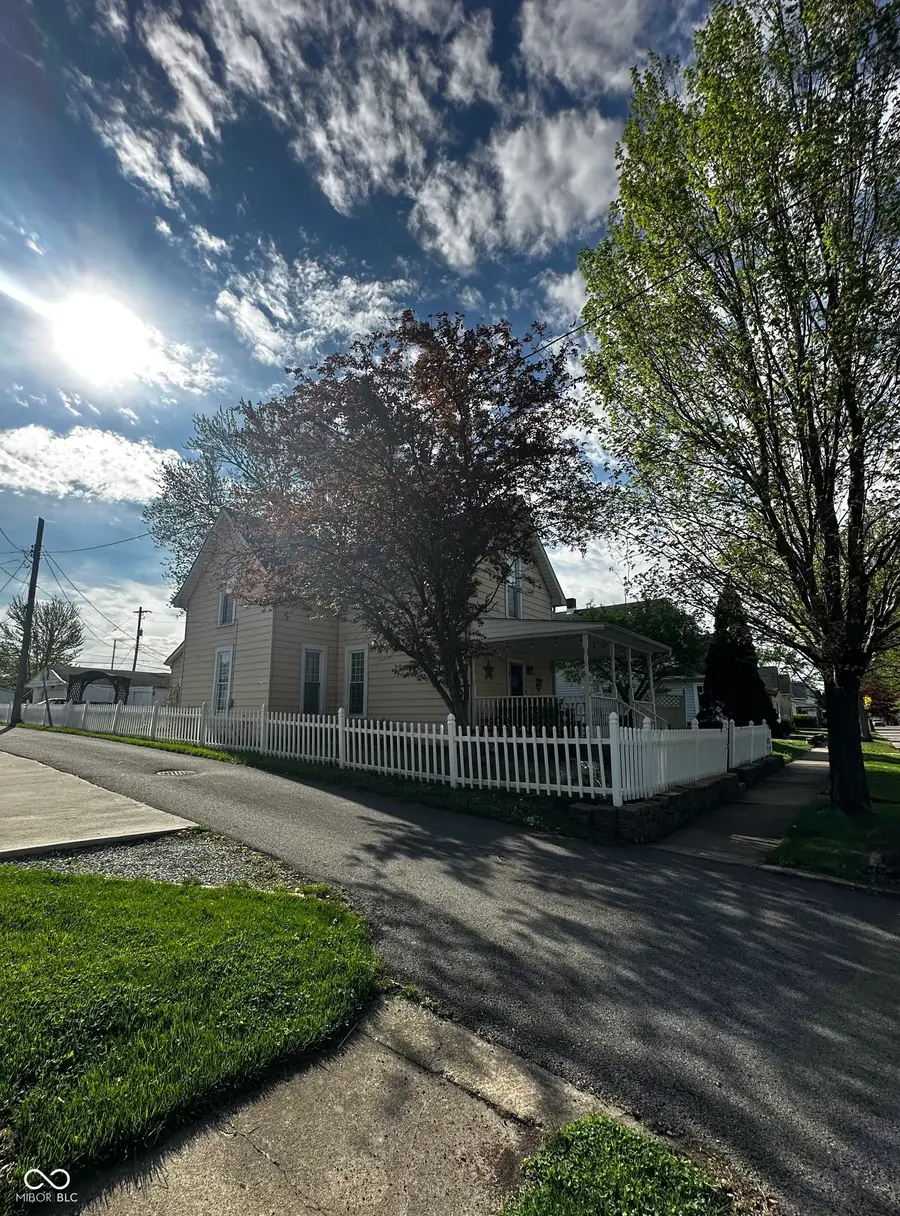 215 S Pearl Street, Pendleton, IN 46064 - #3