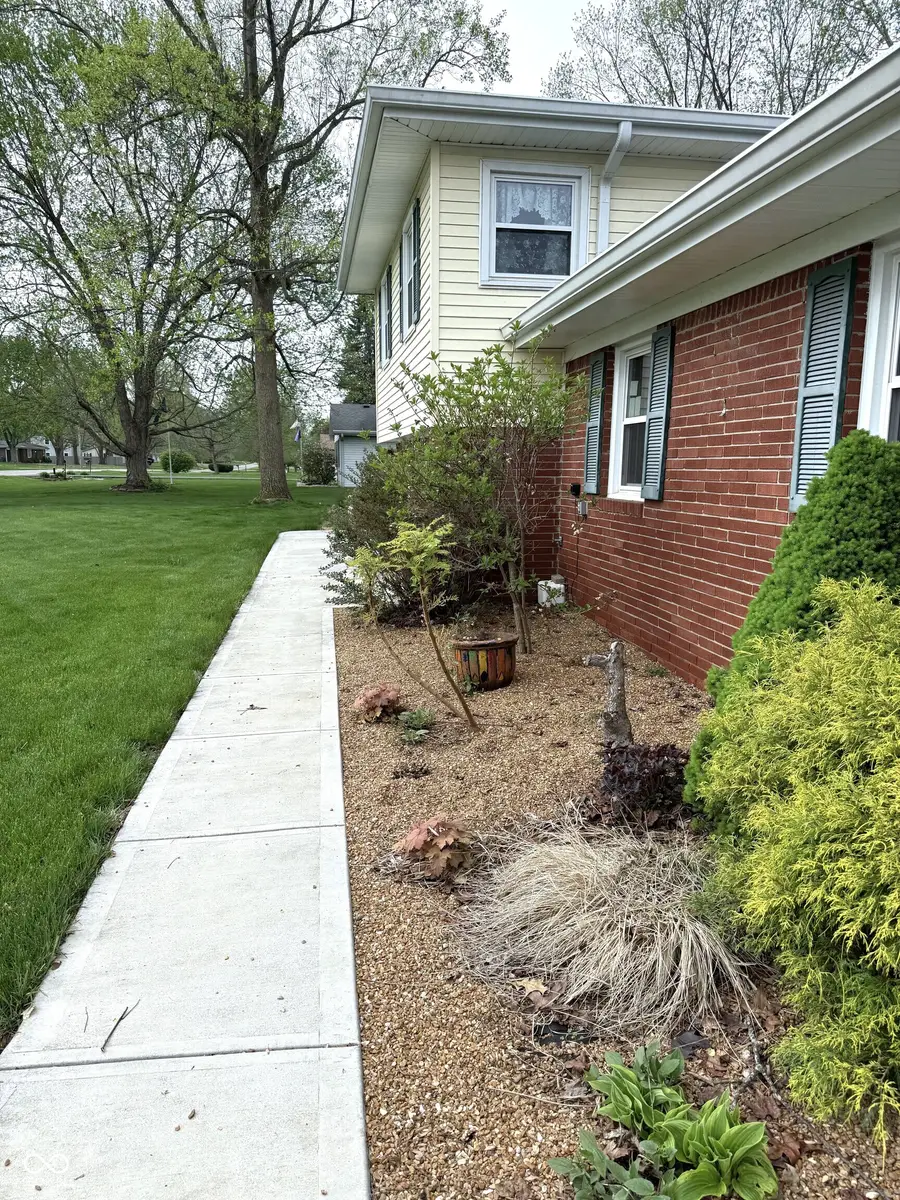 345 N Pleasant Run, Crawfordsville, IN 47933 - #3