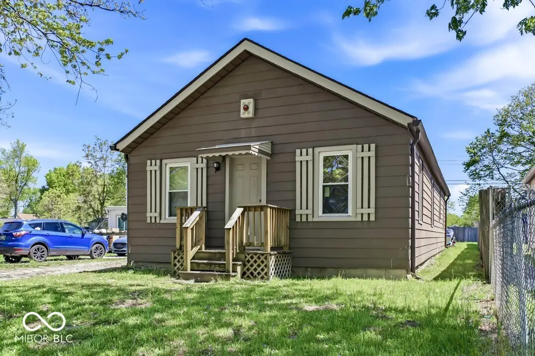 3305 S Lyons Avenue, Indianapolis, IN 46221 - #1