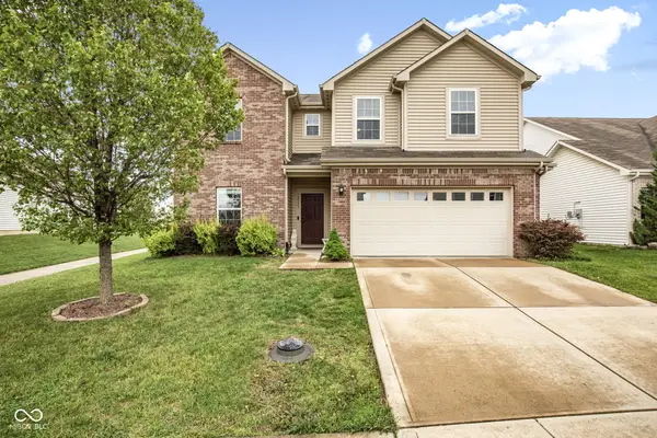 18153 Knobstone Way, Westfield, IN 46074