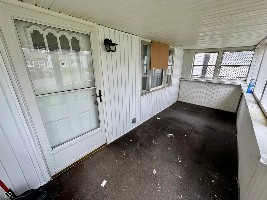 2101 S Pershing Drive, Muncie, IN 47302 - #3