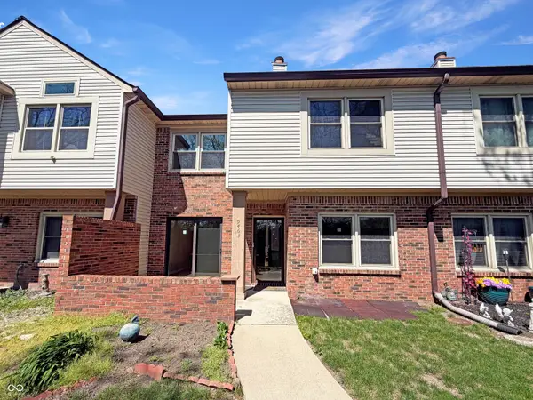 9463 Maple Way, Indianapolis, IN 46268