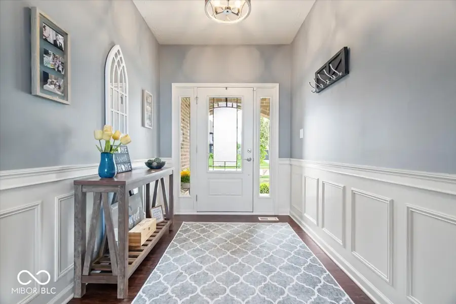 8594 Verbena Road, Zionsville, IN 46077 - #2