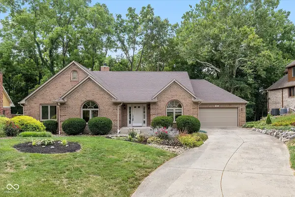 9121 Pinecreek Court, Indianapolis, IN 46256