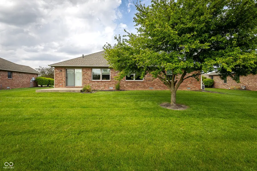 1025 Woodridge, Brownsburg, IN 46112 - #2