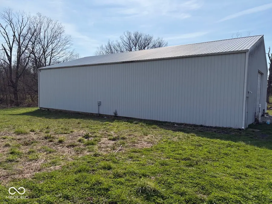12680 E State Road 7, Elizabethtown, IN 47232 - #2