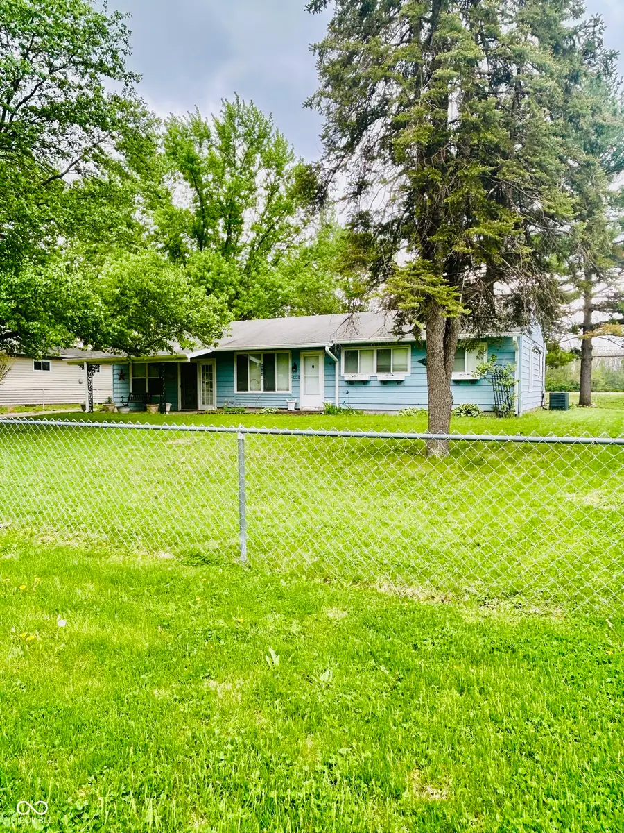 4231 Standish Drive, Indianapolis, IN 46221 - #3