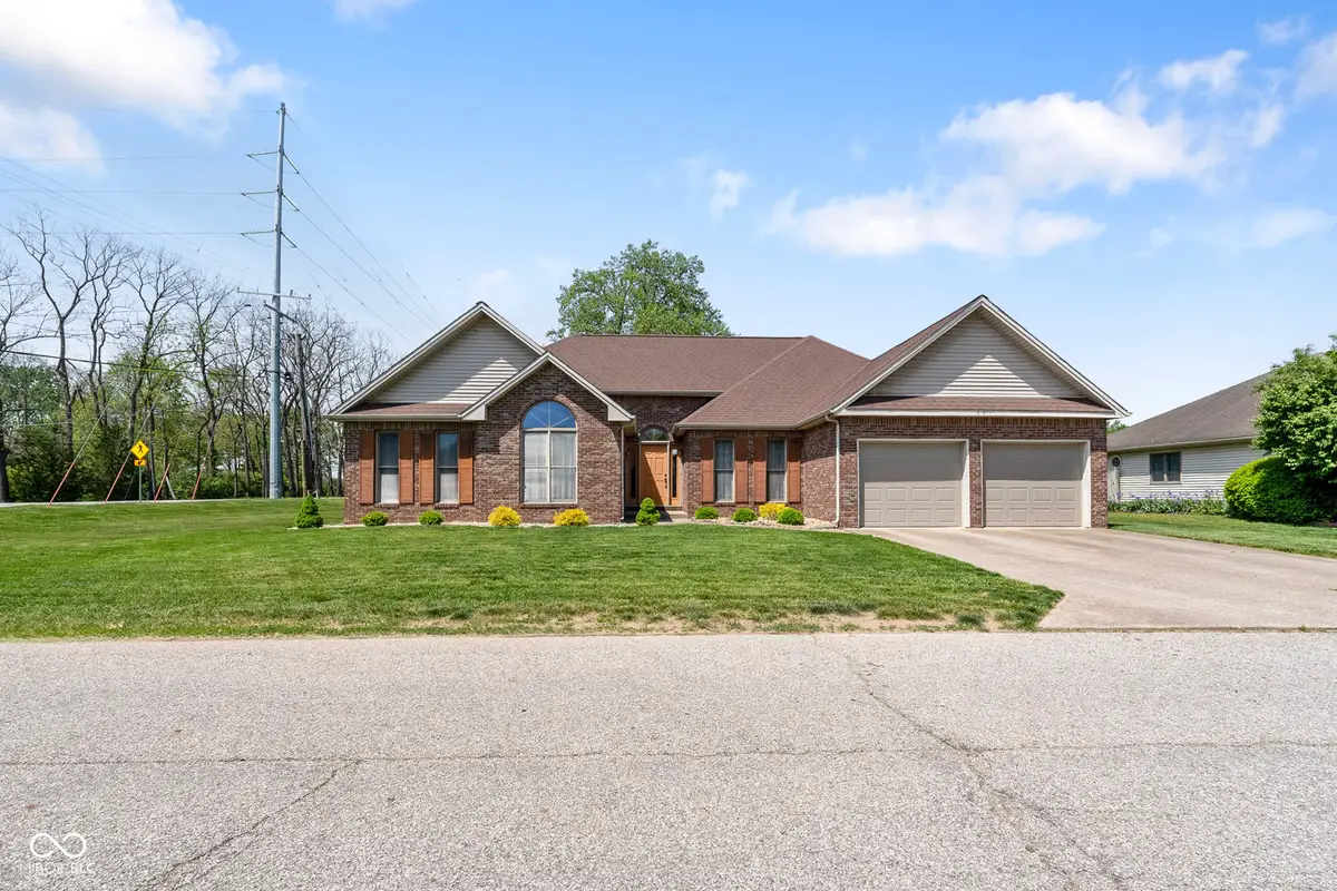 601 Coventry Drive, Seymour, IN 47274 - #1