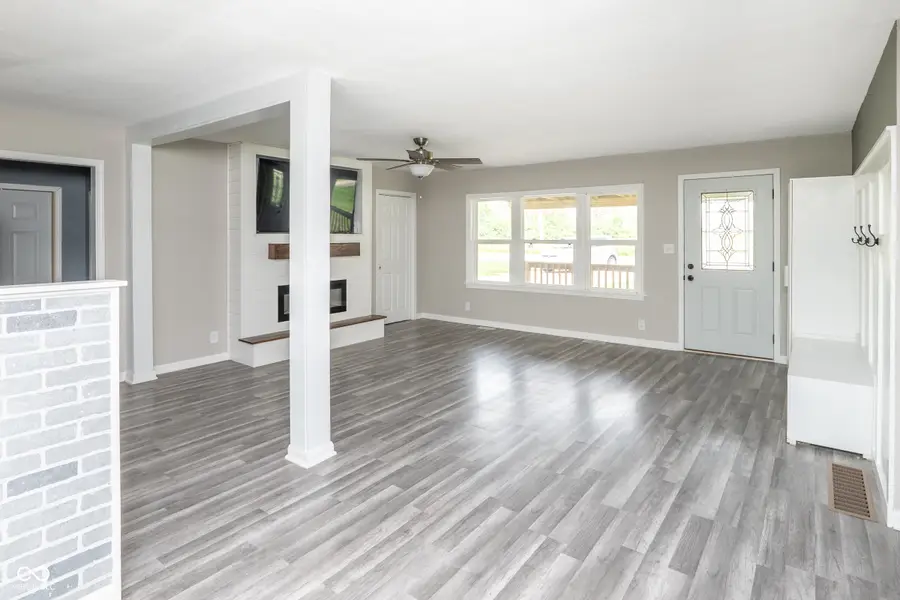 9625 W River Valley Road, Yorktown, IN 47396 - #3