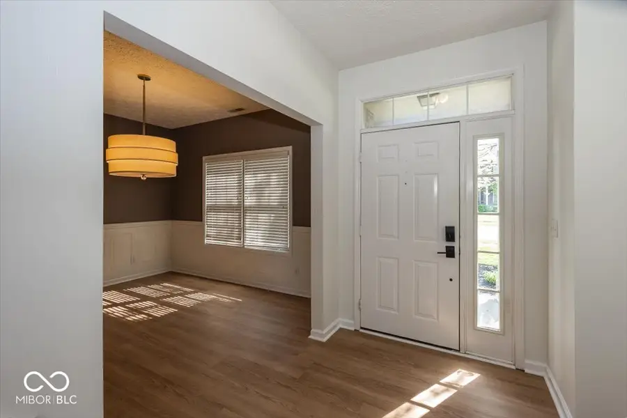 1128 Red Dunes Run, Avon, IN 46123 - #3