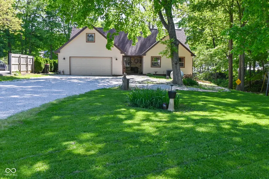 175 Mill Springs, Coatesville, IN 46121 - #2