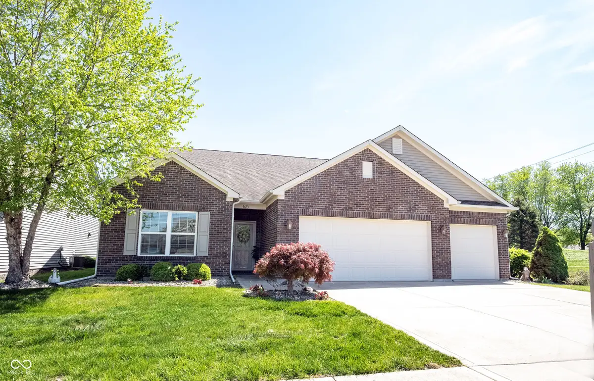 9633 Timber Circle, McCordsville, IN 46055 - #1
