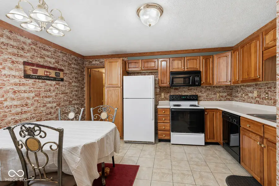 19505 Amber Way, Noblesville, IN 46060 - #2